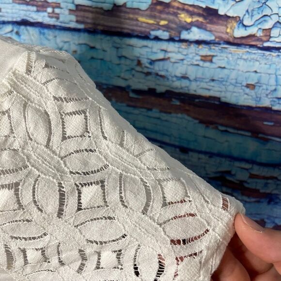 StitchFix Market & Spruce white lace overlay top M - Picture 12 of 12